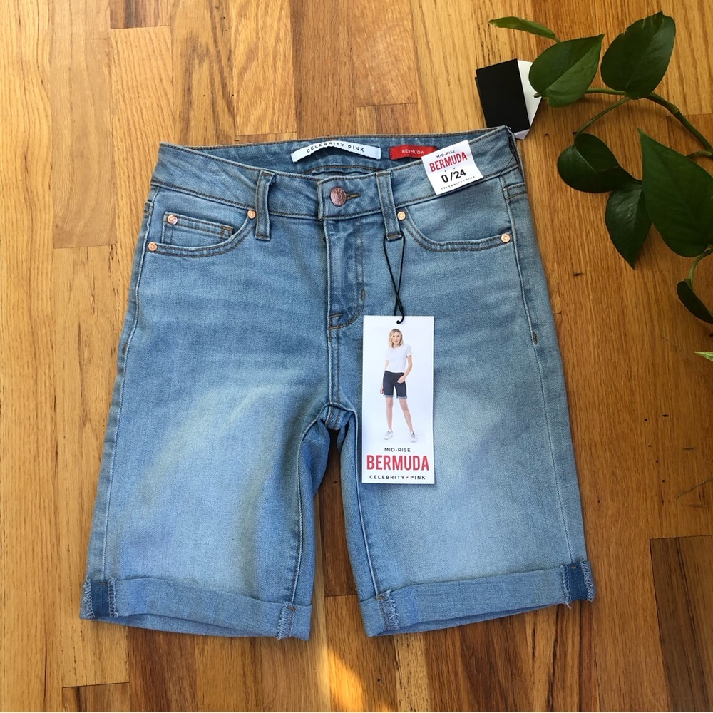 NWT Celebrity Pink Denim Bermuda Shorts | Size 0/24